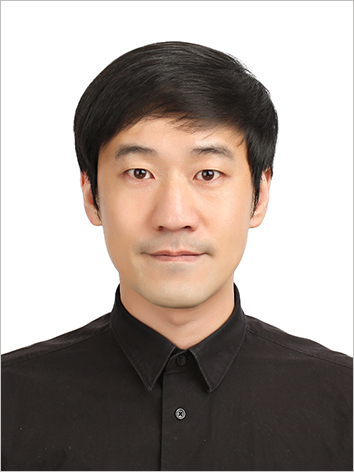 강 민 수 사진
